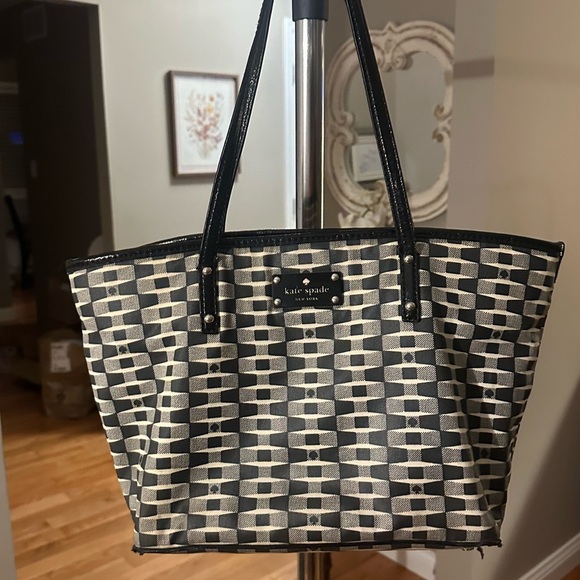 Kate Spade Geometric Black and Cream Tote - Picture 5 of 5